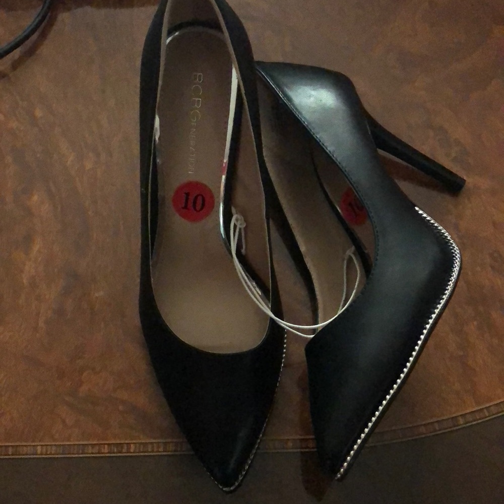 BCBG pumps (black, size 10)